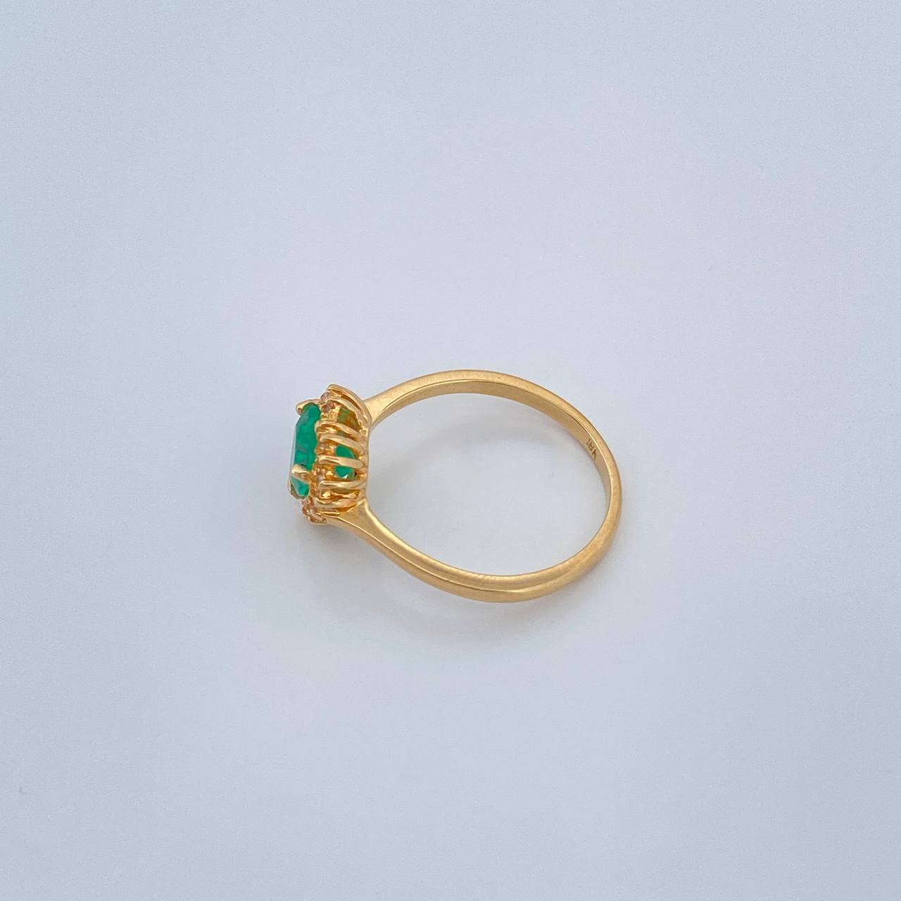 Anillo Corazón Tupido Esmeralda 2.45gr / 6cm / Oro Amarillo 18K %