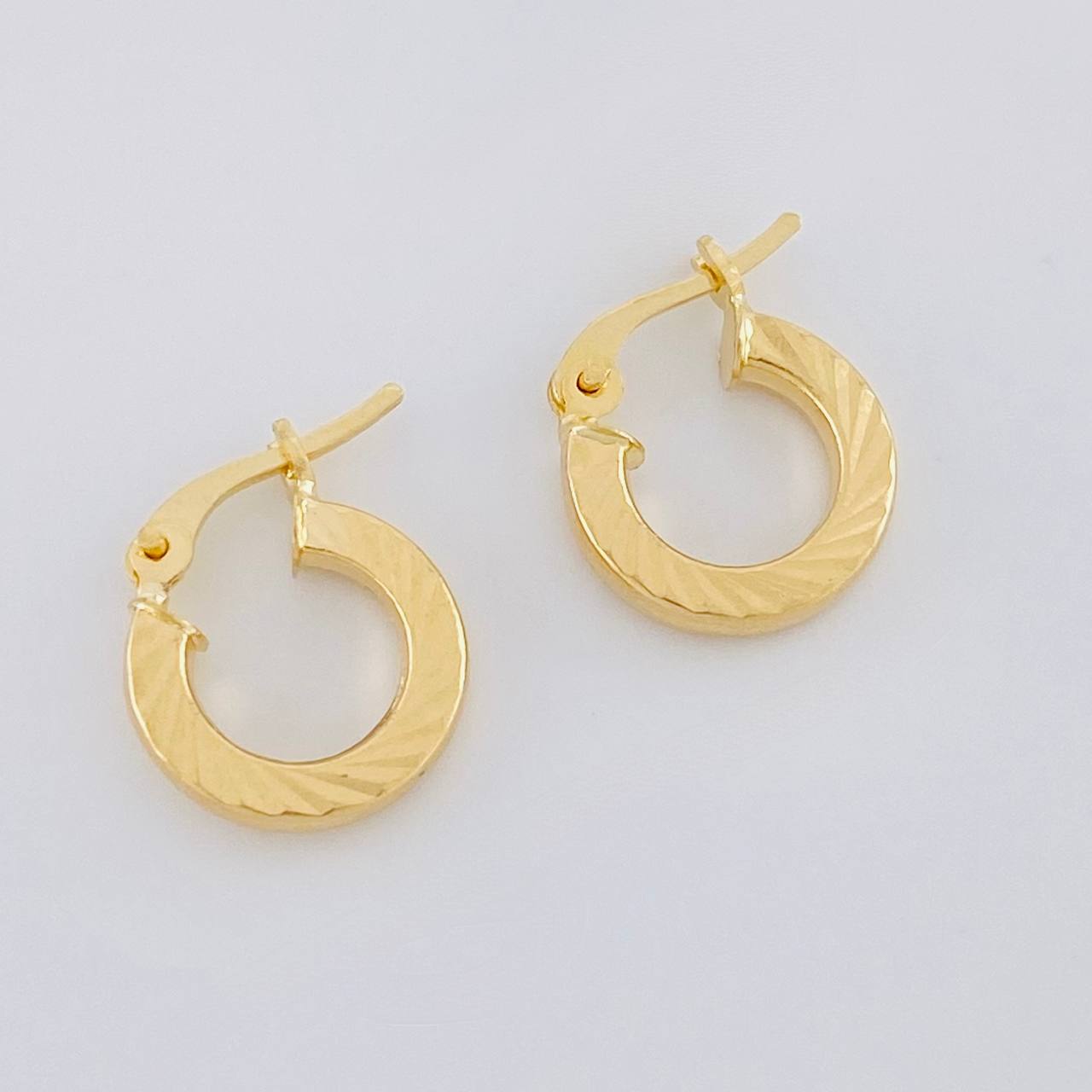 Candongas Valu 1.15g / 1.3cm Oro Amarillo 18K