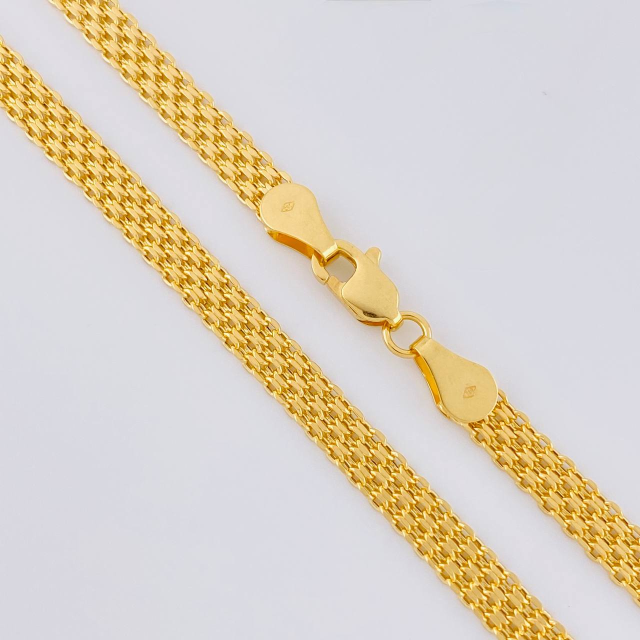 Cadena China 5.55g / 45cm / 4.3mm Oro Amarillo 18K