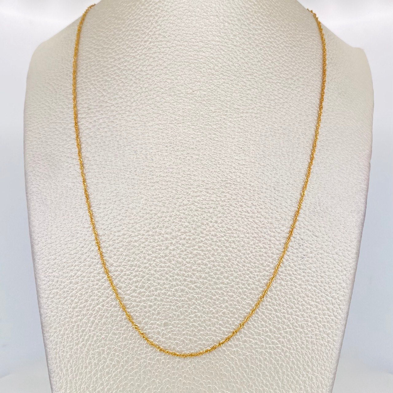 Cadena Singapur 1.4g / 45cm / 1.1mm Oro Amarillo 18K