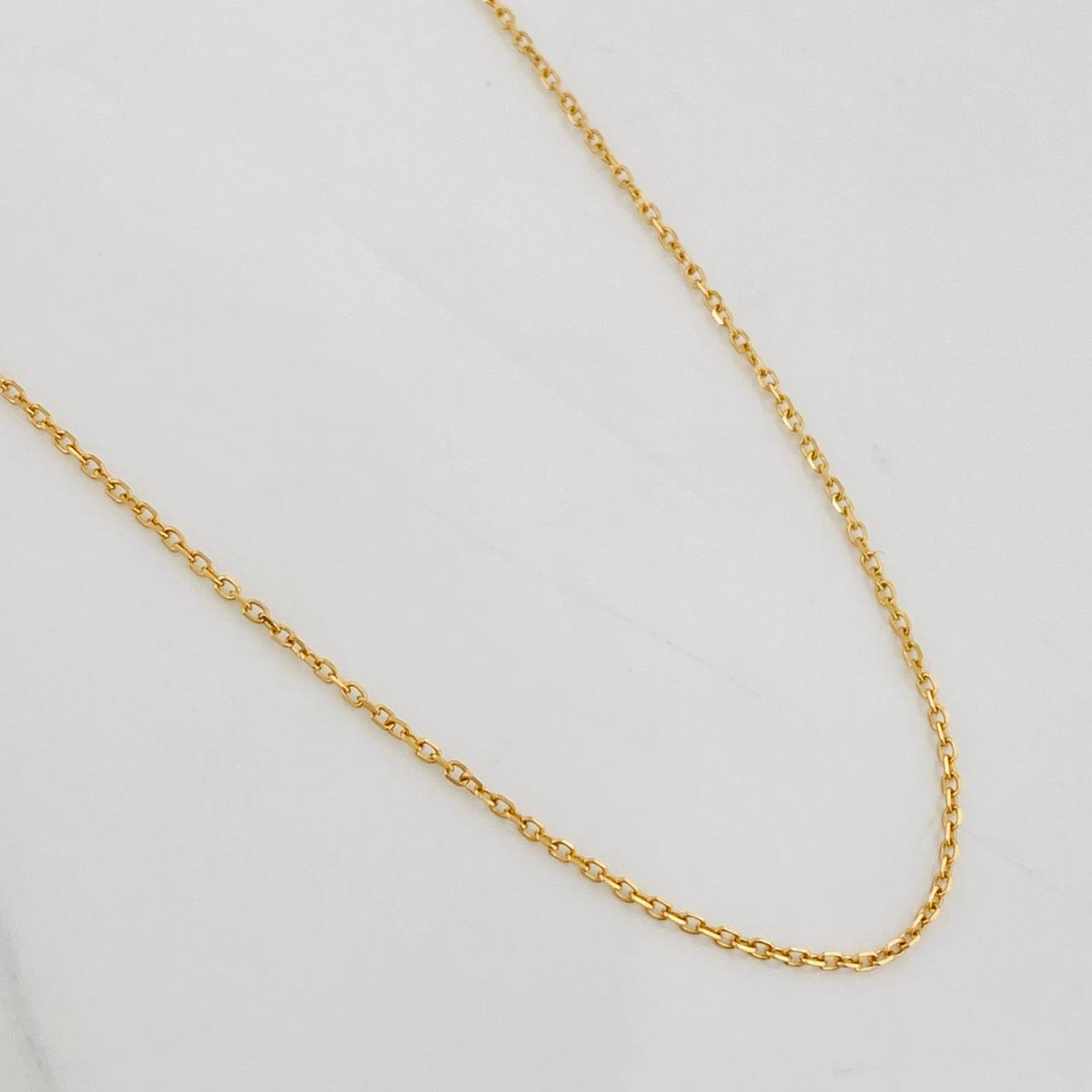 Cadena Aro Seguido 1.3g / 45cm / 0.6mm Oro Amarillo 18K