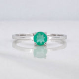 Anillo Solitario Esmeralda 29pts 1.35g / T6 1/2 Oro Blanco 18K
