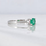 Anillo Solitario Esmeralda 29pts 1.35g / T6 1/2 Oro Blanco 18K