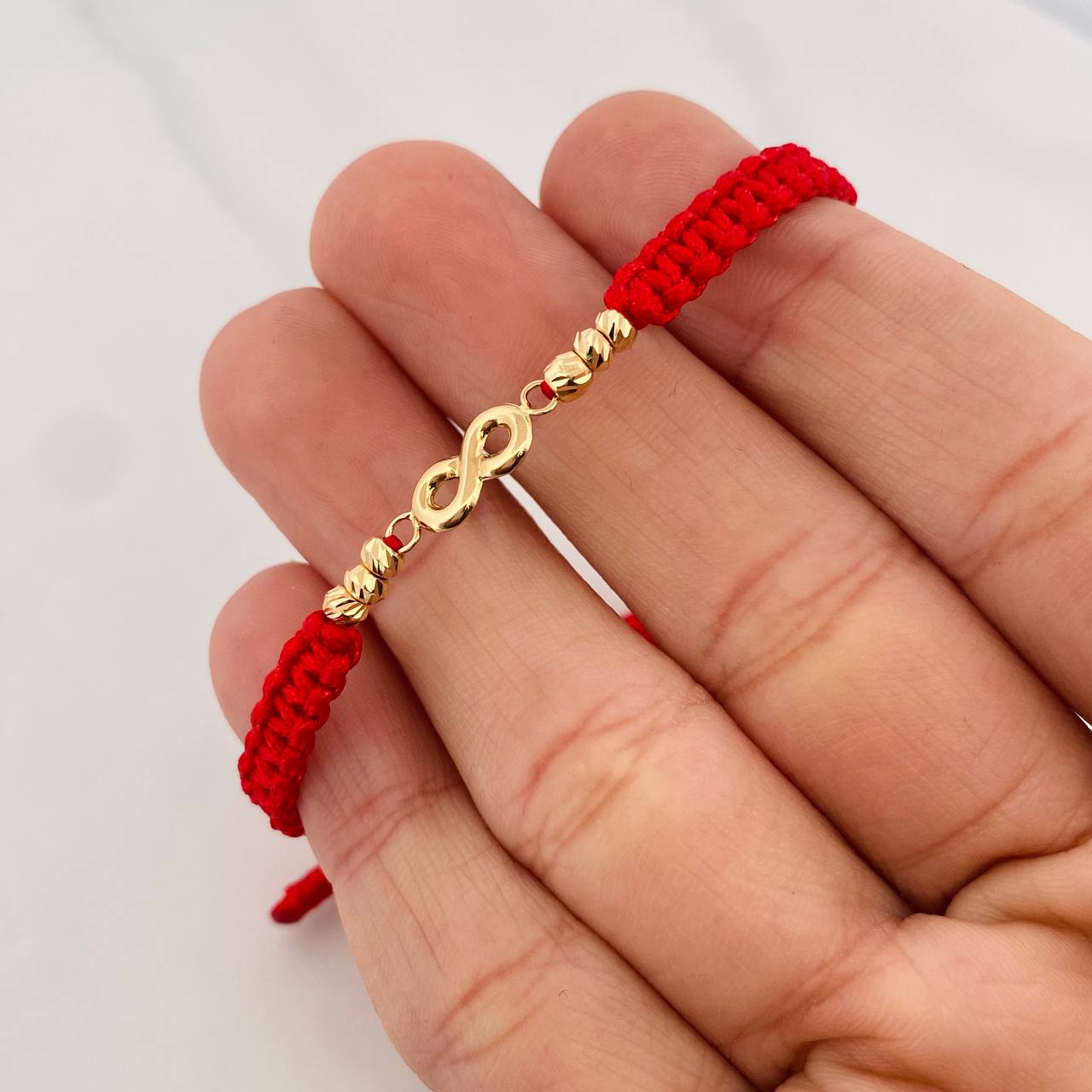 Pulsera Tejida Roja Infinito Oro Amarillo 18K