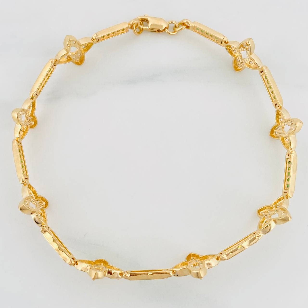 Pulso Flores 8.1g / 18.7cm / 2.23mm Oro Amarillo 18K
