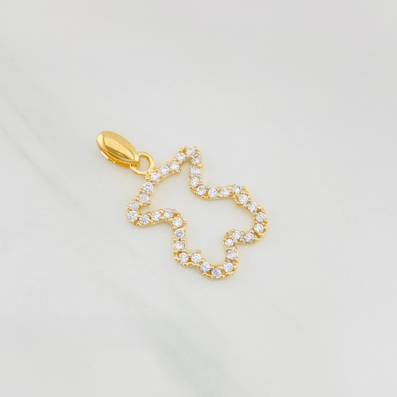 Dije Silueta Oso Ts 2g / 2.8cm Dos Oros Amarillo Blanco 18K