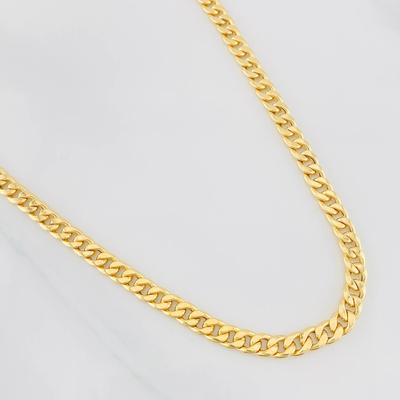 Cadena Cubana 7.95g / 70cm / 5.23mm Oro Amarillo 18K