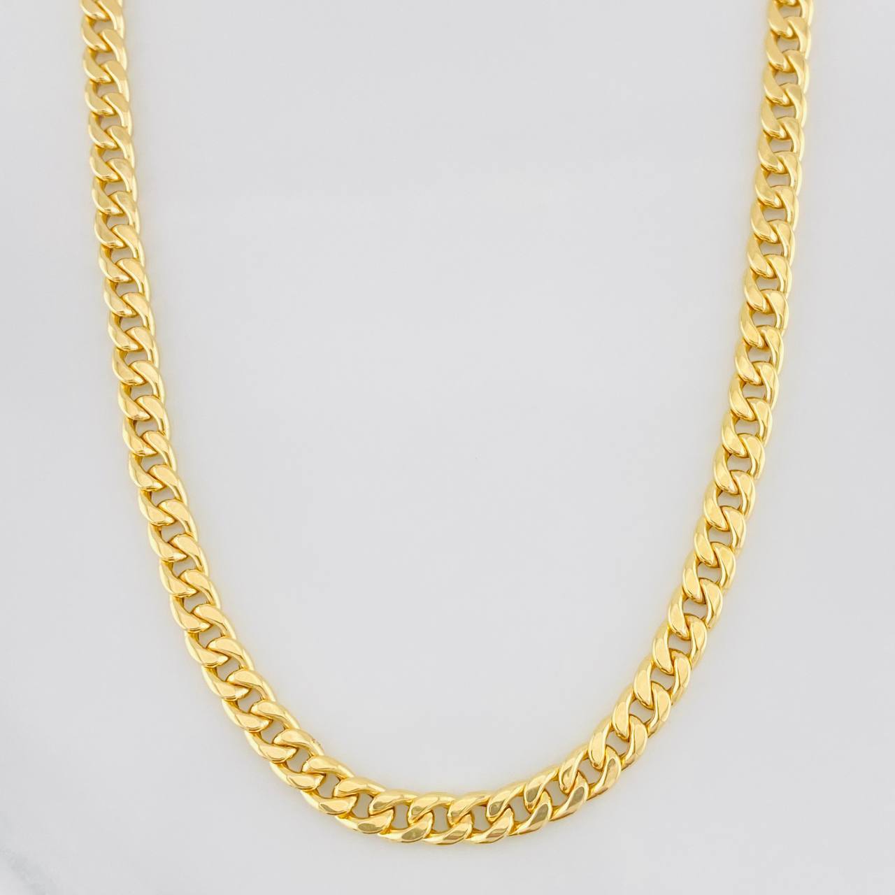 Cadena Cubana 5.85g / 70cm / 4.28mm Oro Amarillo 18K