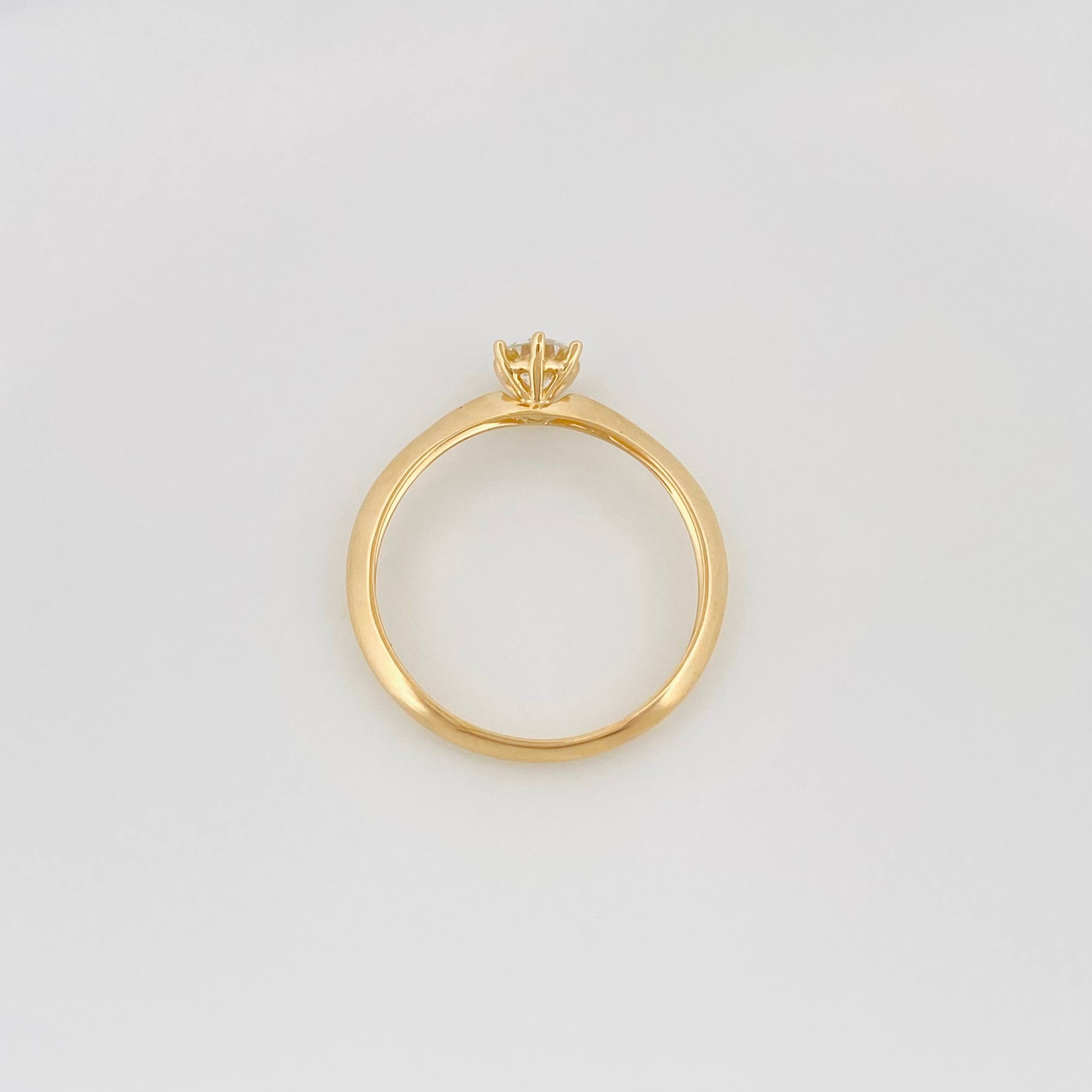 Anillo Solitario Diamantes 28Pts 1.15 g / T5 3/4 Oro Amarillo 18K