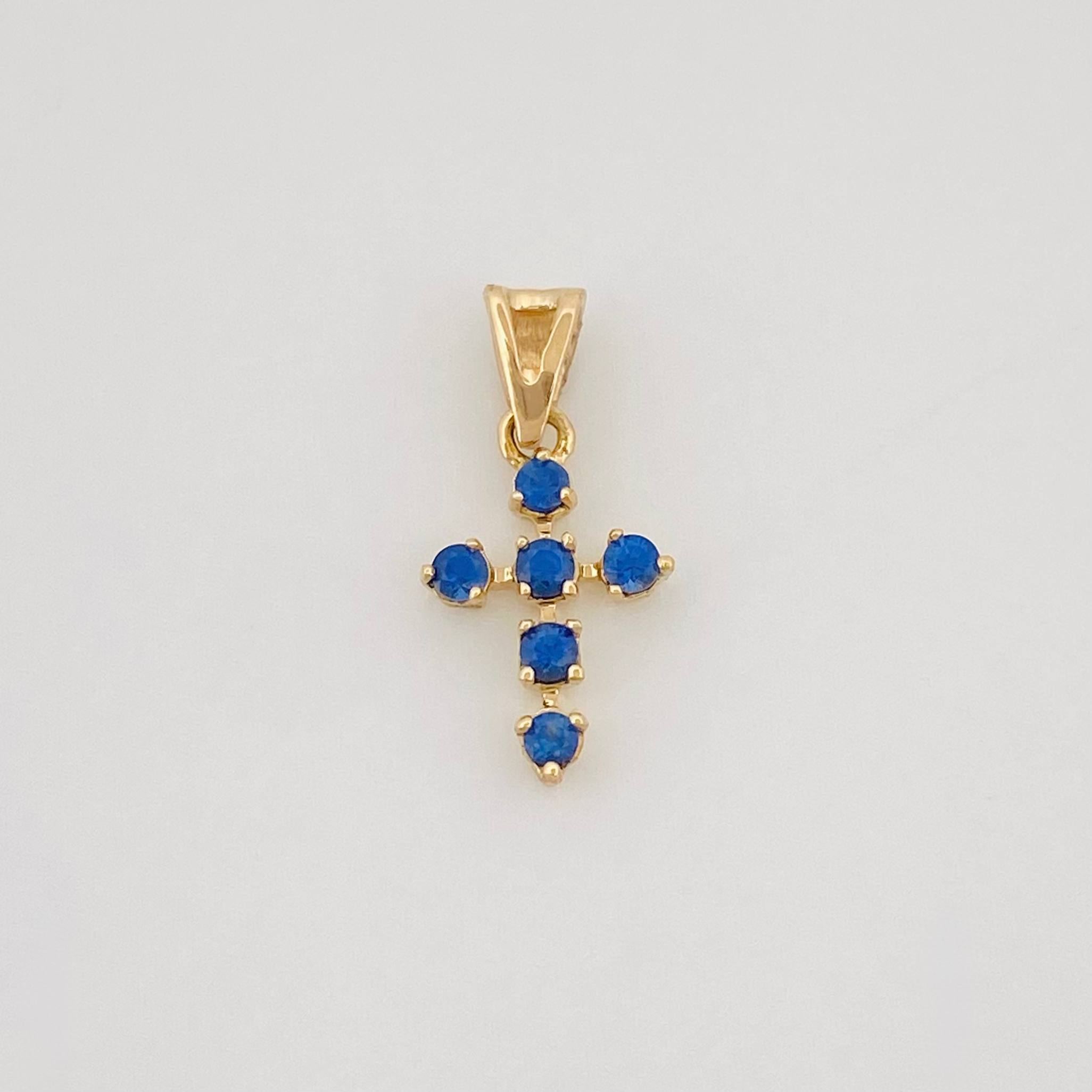 Dije Cruz Zafiro 18Pts 0.4 g / 1.03 cm Oro Amarillo 18K