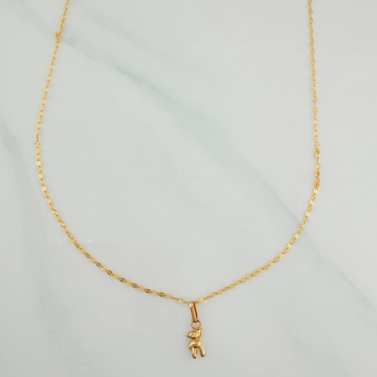 Set Cadena Flor Espejo + Dije Oso / 1,05gr / 44 cm Oro Amarillo 18K