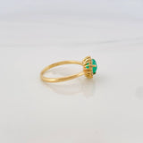 Anillo Canasta Corazon Esmeraldas 93pts Diamantes 15pts 2.4g / T6 1/4 Oro Amarillo 18K