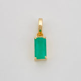 Dije Rectangular Esmeraldas 0.93Pts 0.9 g / 2 cm Oro Amarillo 18K