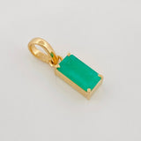 Dije Rectangular Esmeraldas 0.93Pts 0.9 g / 2 cm Oro Amarillo 18K