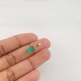 Dije Rectangular Esmeraldas 0.93Pts 0.9 g / 2 cm Oro Amarillo 18K