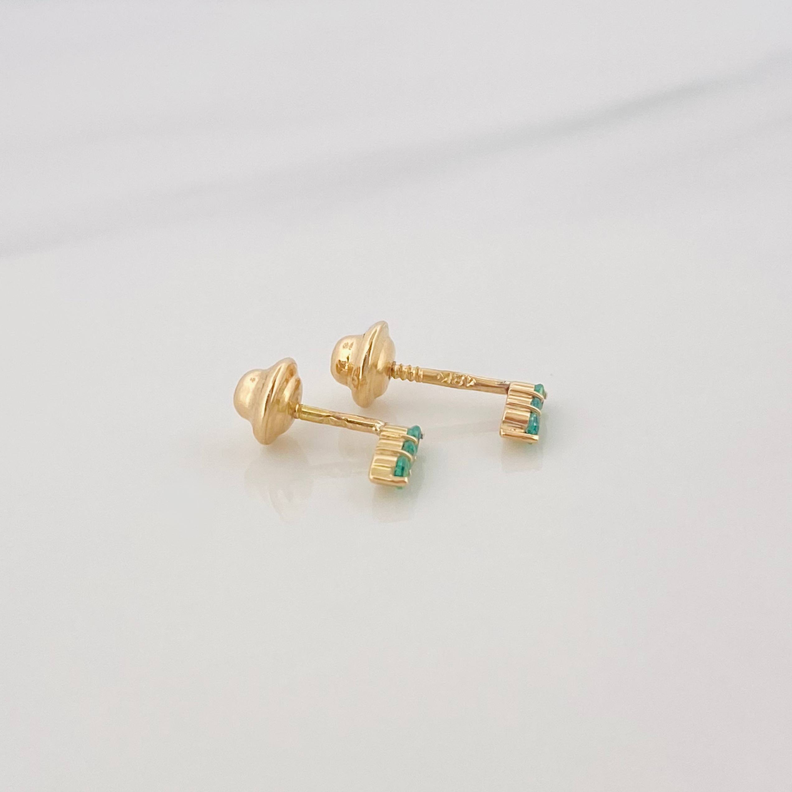 Topos Semaforo Esmeraldas 0.15Pts 0.65 g / 1.57 mm Oro Amarillo 18K