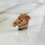 Dije Caballo 7.8gr / 3.4cm / Circones Negros Dos Oros Blanco Rosa