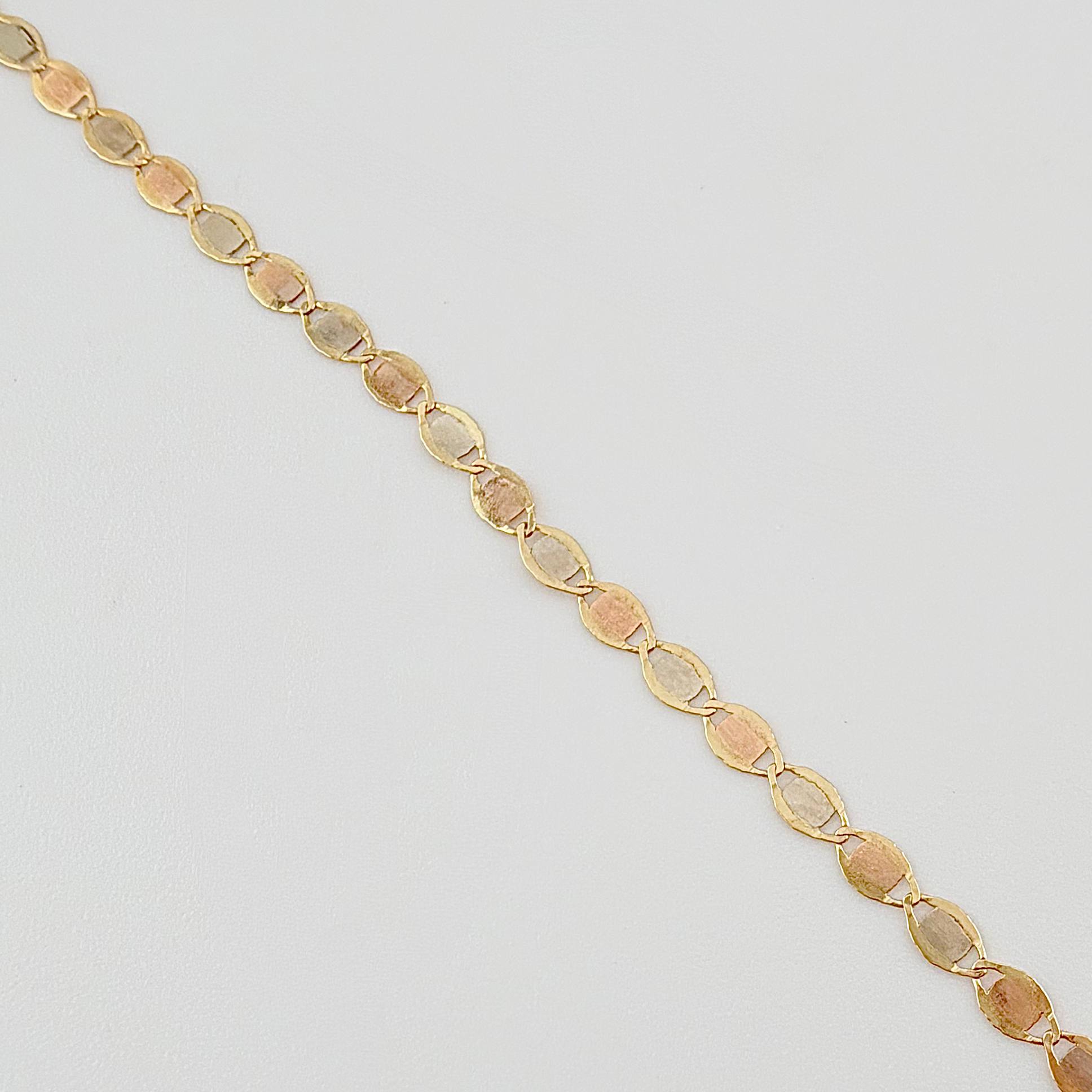 Pulso Escalera Plana 0.75gr / 18cm / 2mm Tres Oros +4 18K ©