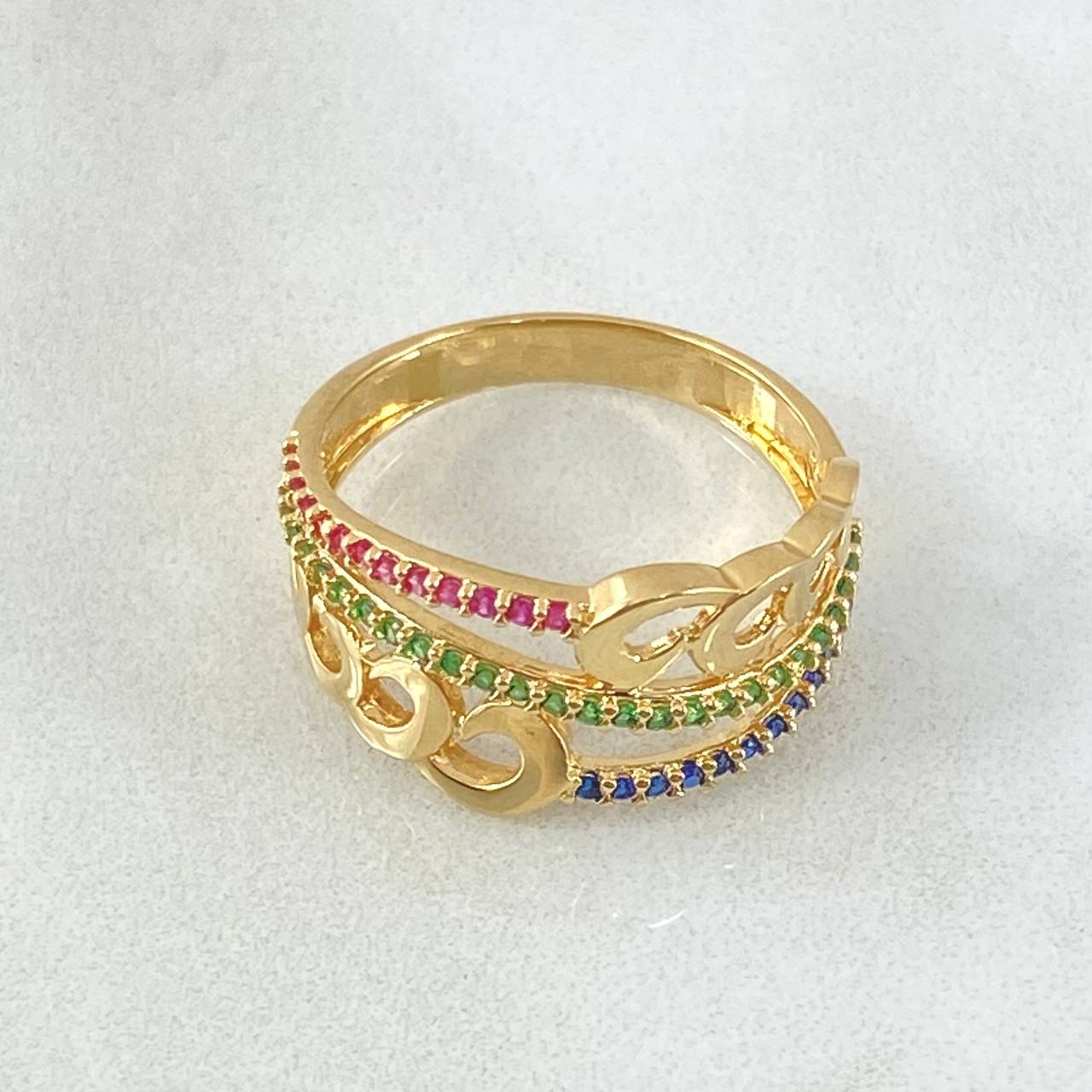 Anillo Olas Cubanas 3.4gr / T7 / Oro 18K ©