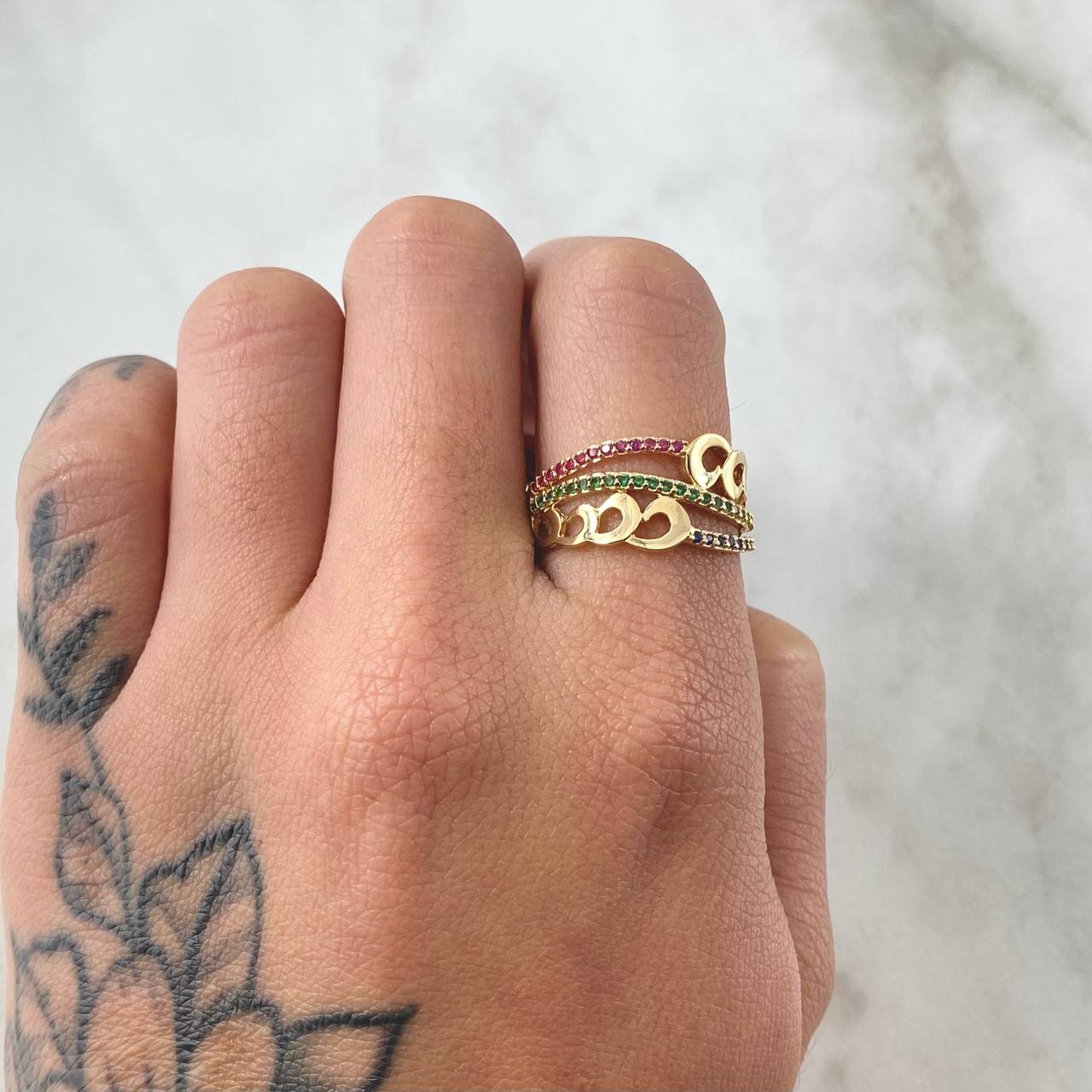 Anillo Olas Cubanas 3.4gr / T7 / Oro 18K ©