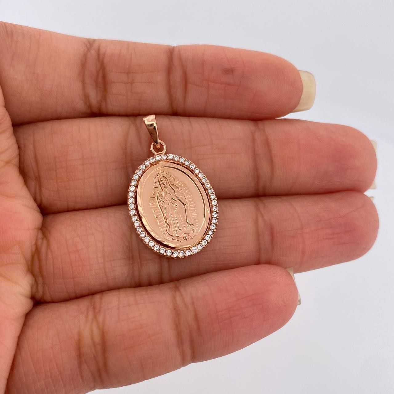 Dije Virgen de Guadalupe 3.2gr / 2.5cm / Oro Rosa 18K $