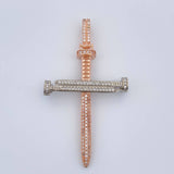 Dije Cruz Clavo 6.45gr / 6cm / Dos Oros Blanco Rosa 18K $