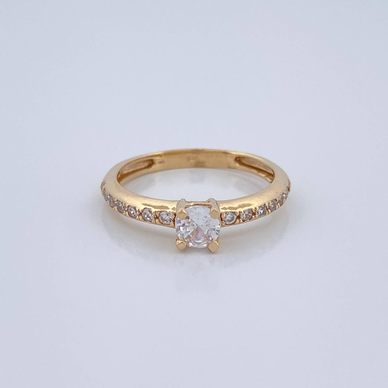 Anillo Solitario Churumbela 2.7gr / T6 3/4 / Oro Amarillo 18K $