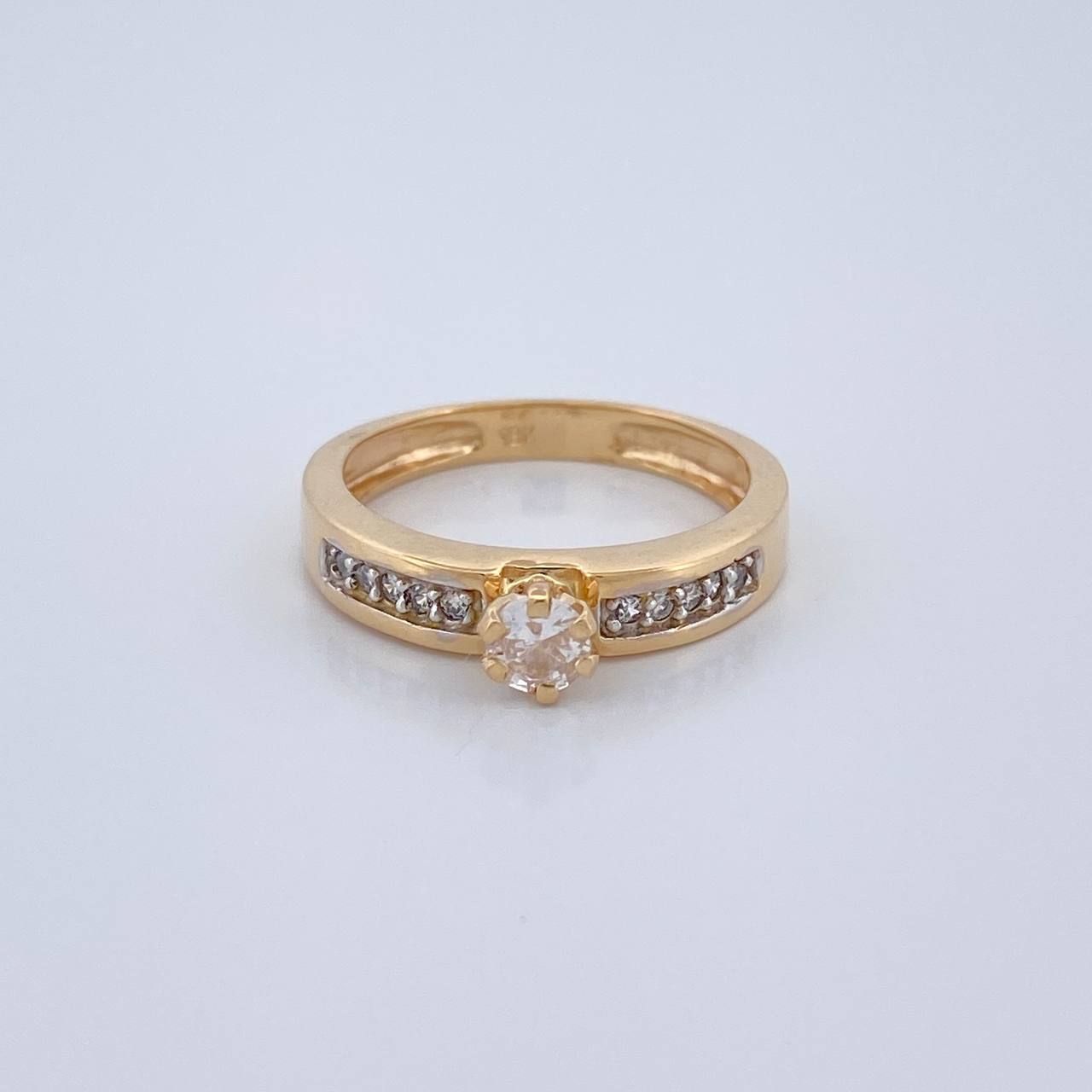 Anillo Solitario Grueso 3.3gr / T6 1/4 / Dos Oros Amarillo Blanco 18K $