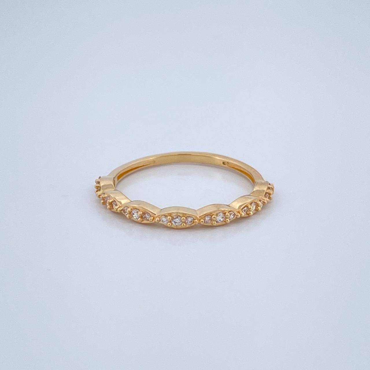 Anillo Linea de Ojos 1.4gr / T5 3/4 / Oro Amarillo 18K $