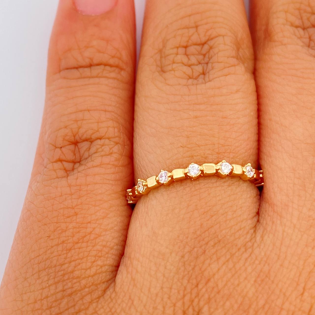 Anillo Siete Alamas Cubicas 1.45gr / T6 1/2 / Oro Amarillo 18K $