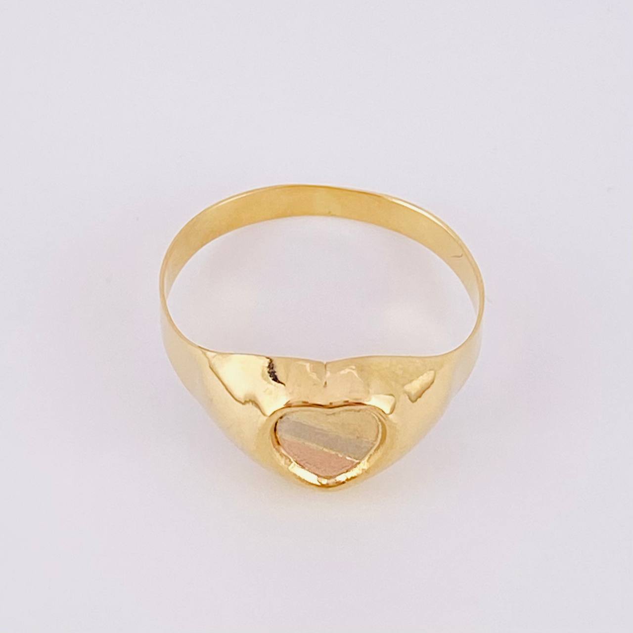 Anillo Sello Corazón 1.65g / T8 1/4 Tres Oros 18K