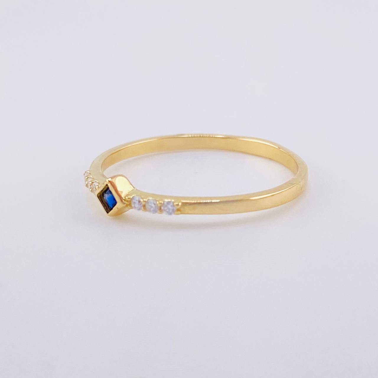 Anillo Rombo Tupido 1.35g / T7 1/4 Oro Amarillo 18K