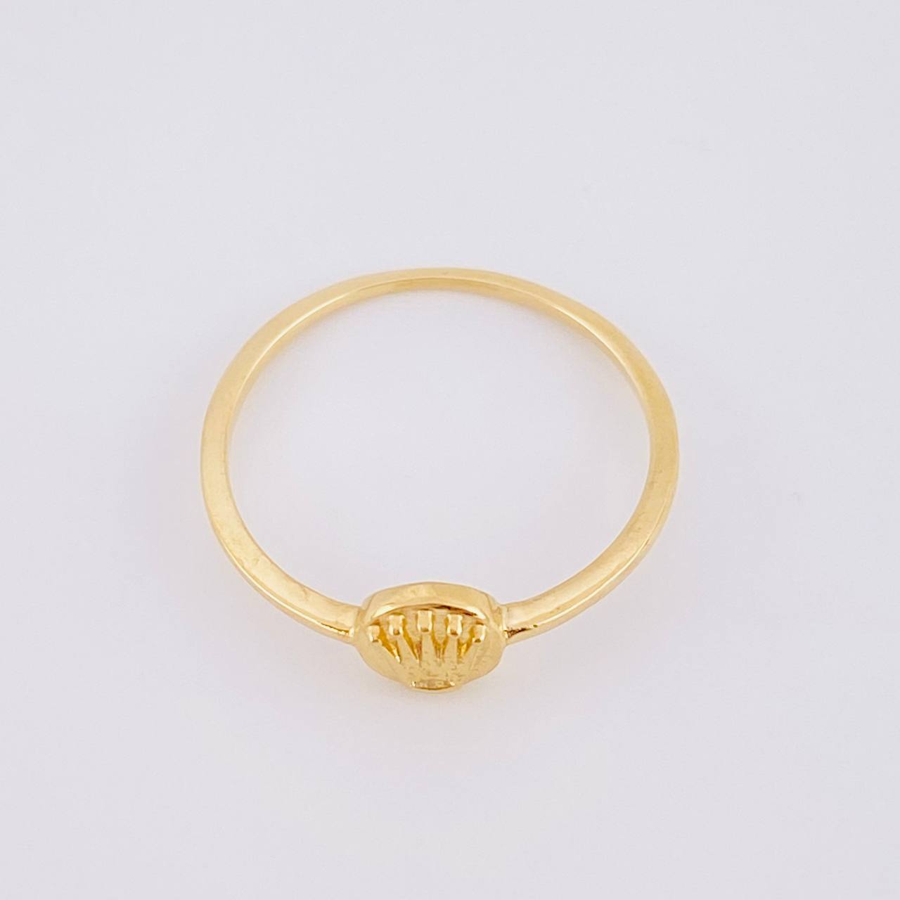 Anillo Circulo Corona 1.15g / T6 3/4 Oro Amarillo 18K