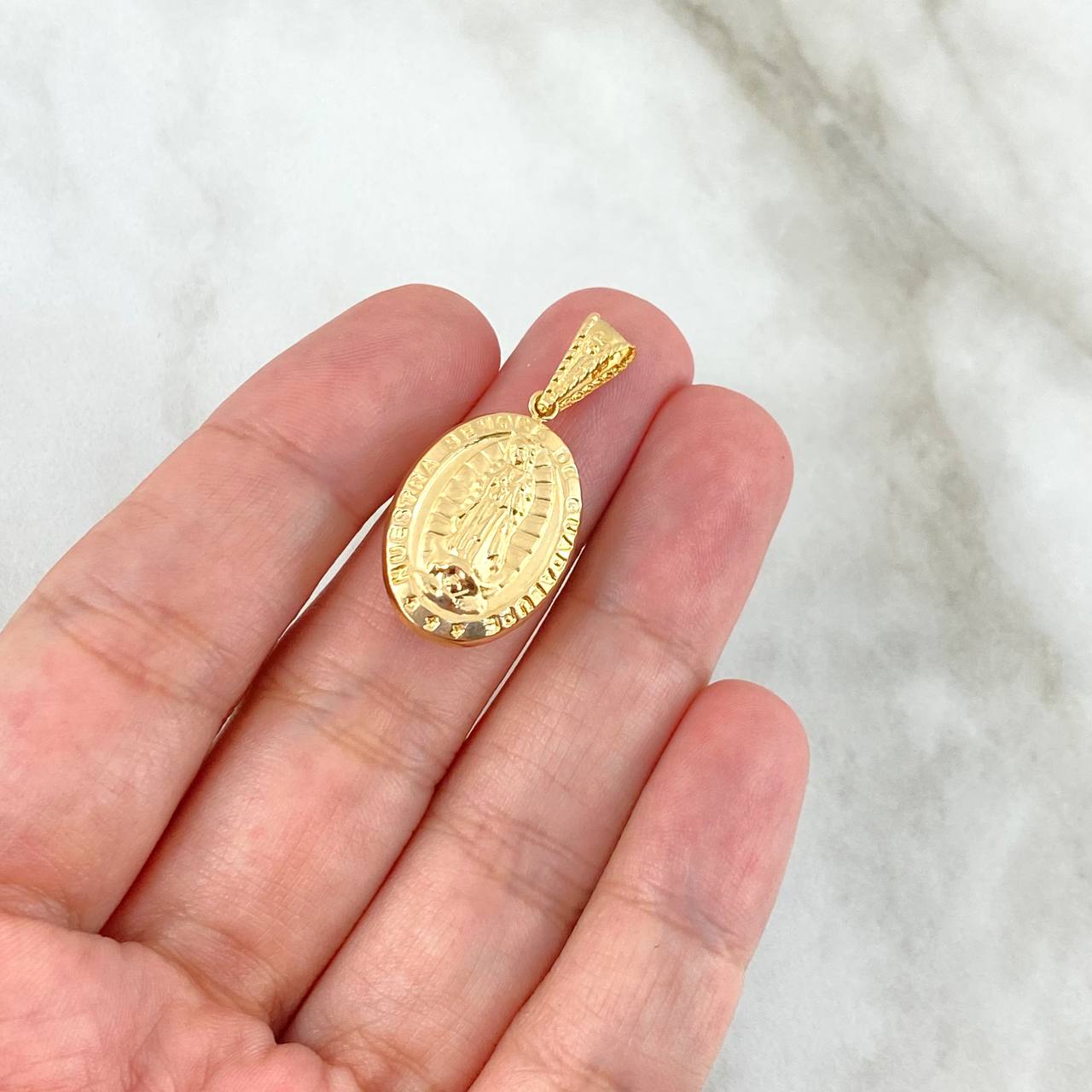 Dije Virgen Guadalupe 1.6gr / 3cm / Troquelada Oro Amarillo