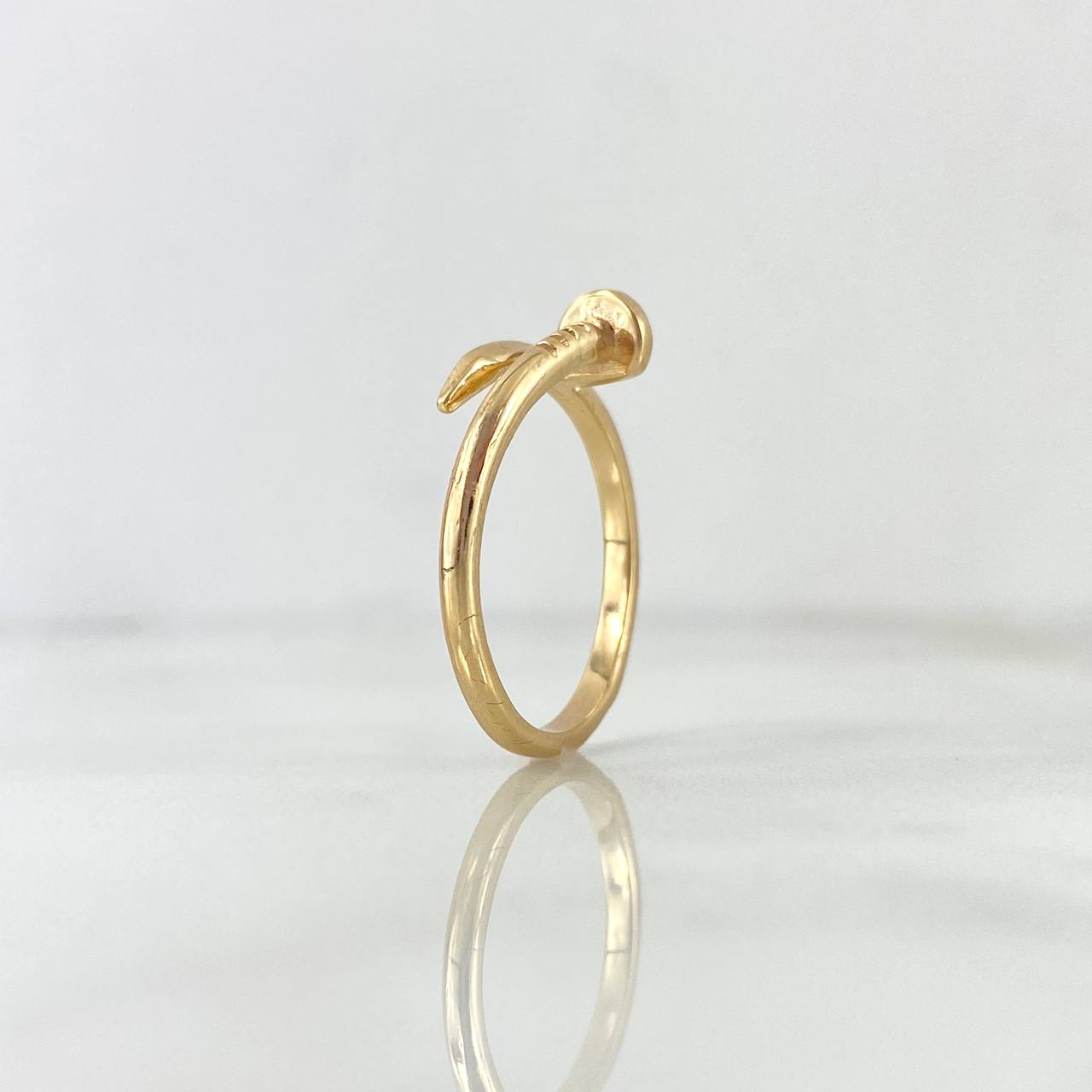 Anillo Clavo 3.2gr / T7 1/2 / Oro Amarillo ©