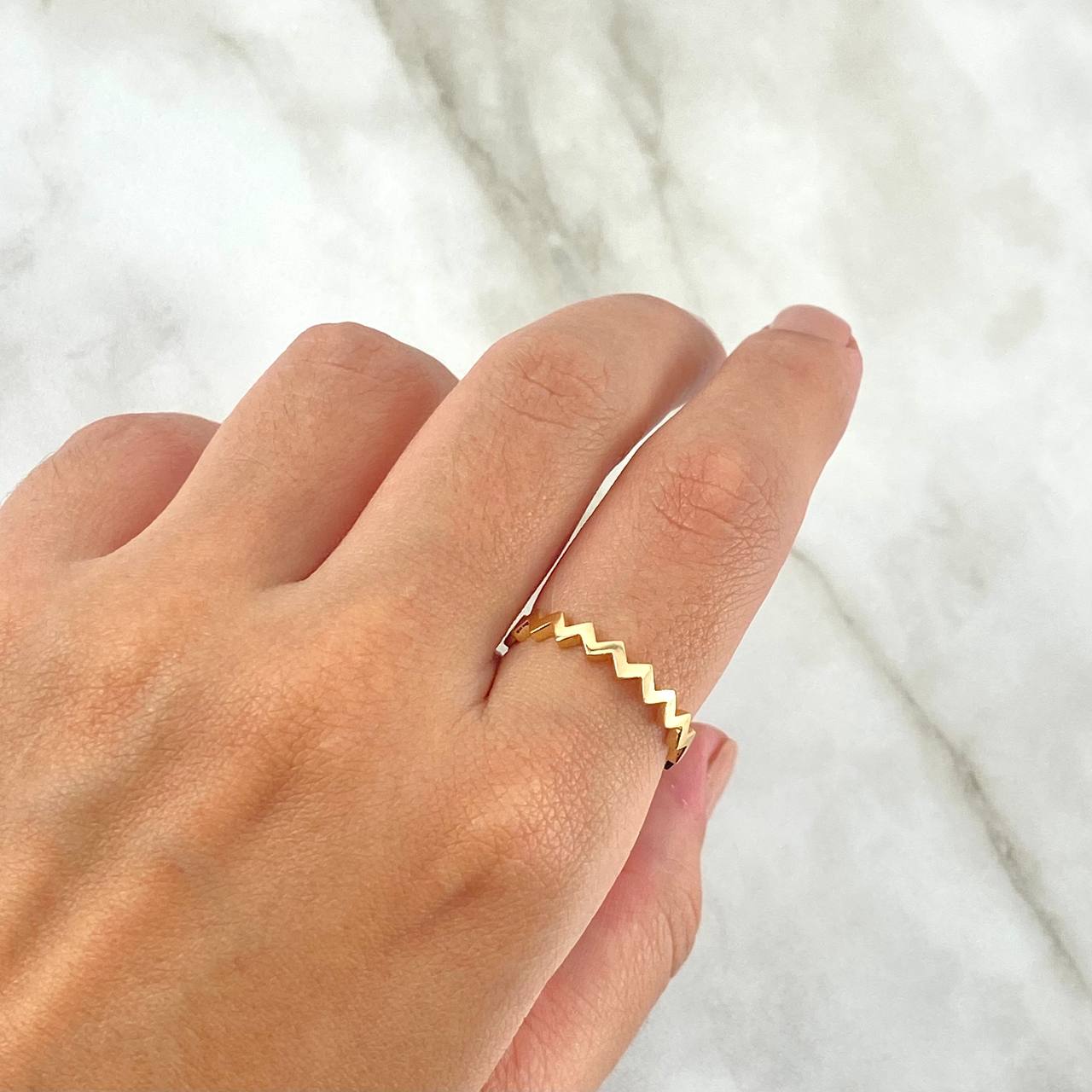 Anillo Zig-Zag 1.65gr / T7 1/2 / Oro Amarillo *