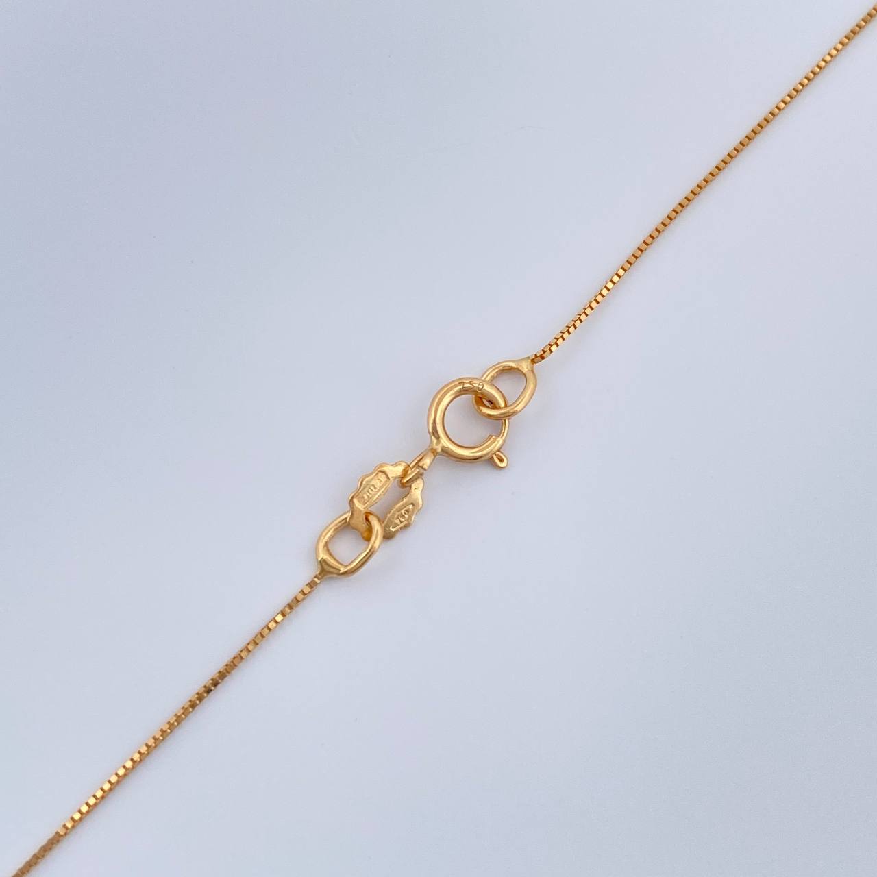 Set Cadena y Dije Veneciana + Virgen De Guadalupe 1.3gr / Oro Amarillo +3 18K (Oferta) &