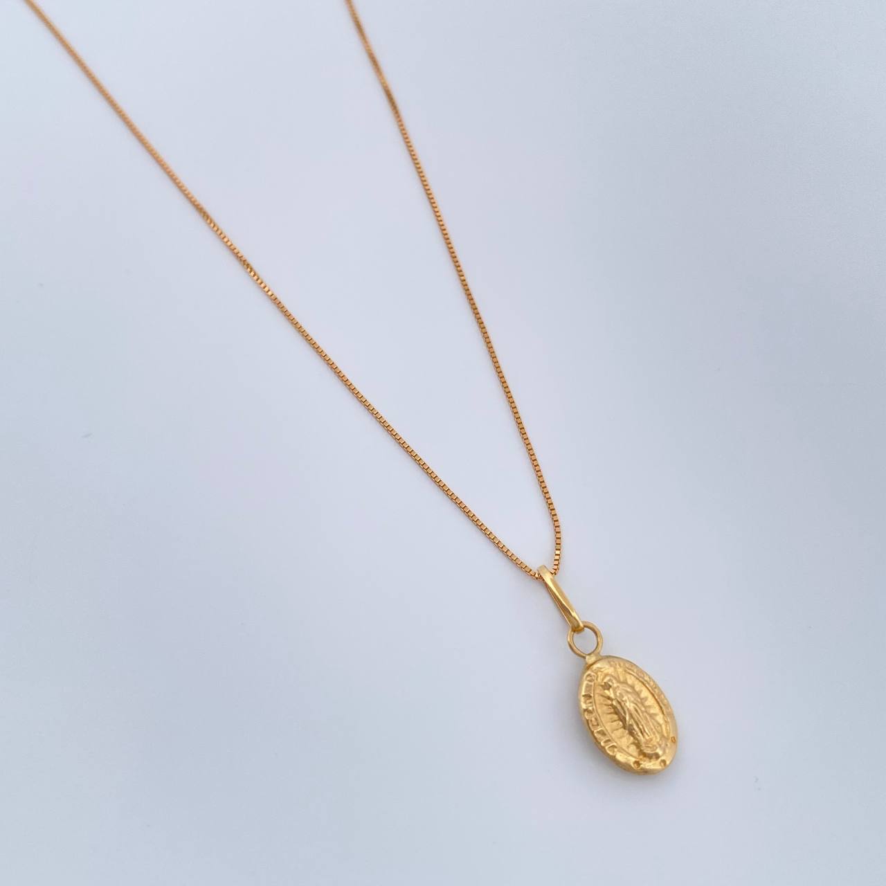 Set Cadena y Dije Veneciana + Virgen De Guadalupe 1.2gr / Oro Amarillo +3 18K (Oferta) &