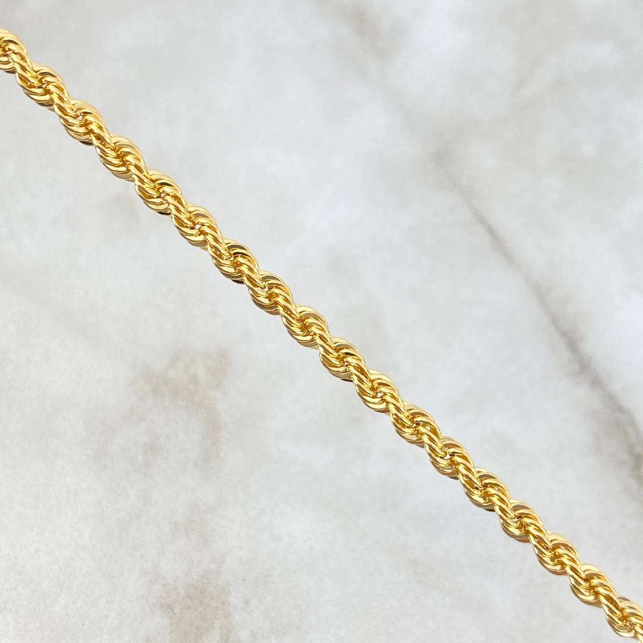 Pulso Lazo 2.3gr / 20cm / 2.8mm Oro Amarillo +3