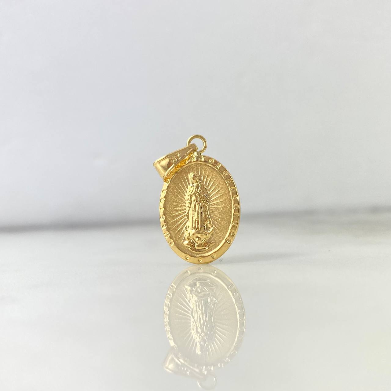 Dije Virgen de Guadalupe 1.6gr / 3cm / Troquelada Ovalada Oro Amarillo ©