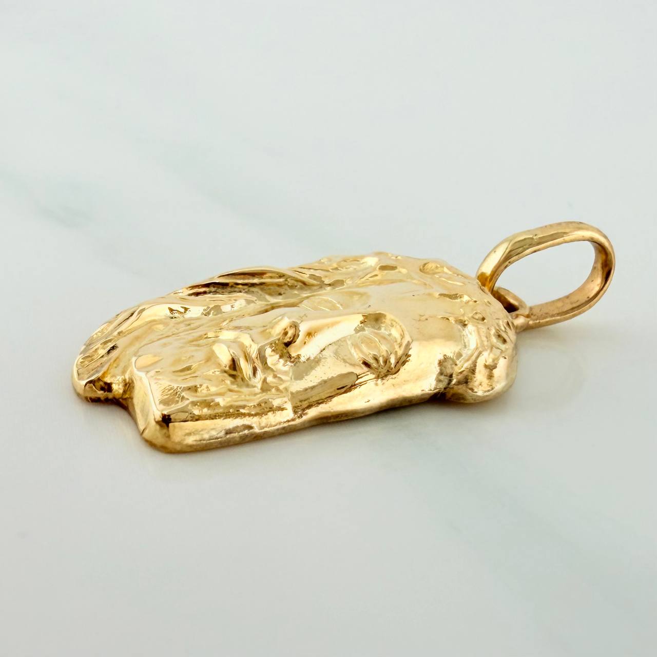 Dije Rostro Cristo 4.25 g / 3 cm Oro Amarillo 18K