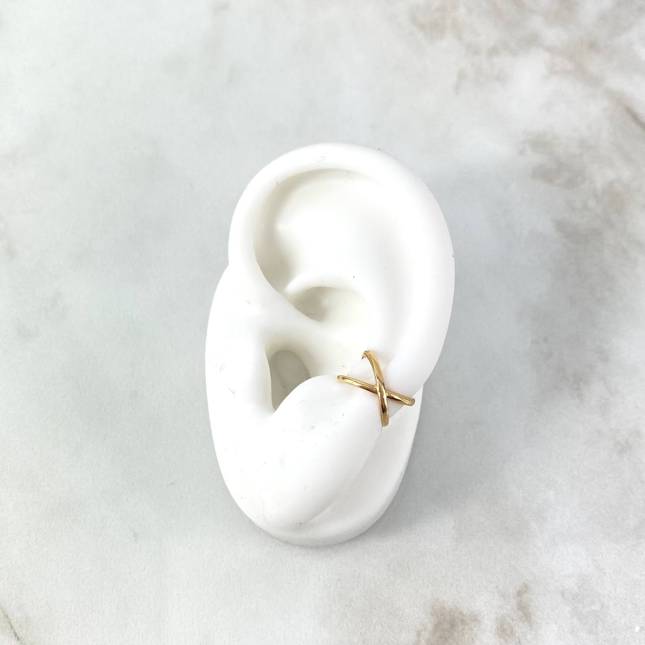 Piercing Earcuff Simulador 0.65gr / 1cm / Infinito Curvo Oro Amarillo (Joya) *