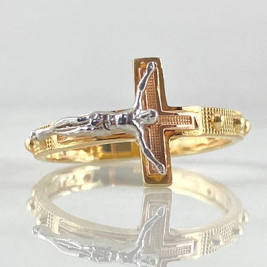 Anillo Crúz Cristo Punteado 3.4gr / T8 3/4 / Tres Oros 18K