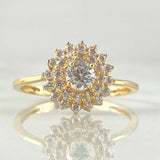Anillo Solitario Flor Tupida 2.45gr / T6 / Oro 18K