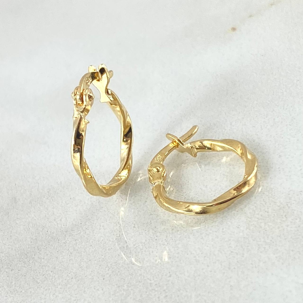 Candongas Kari 0.75gr / 1.5cm / Oro 18K
