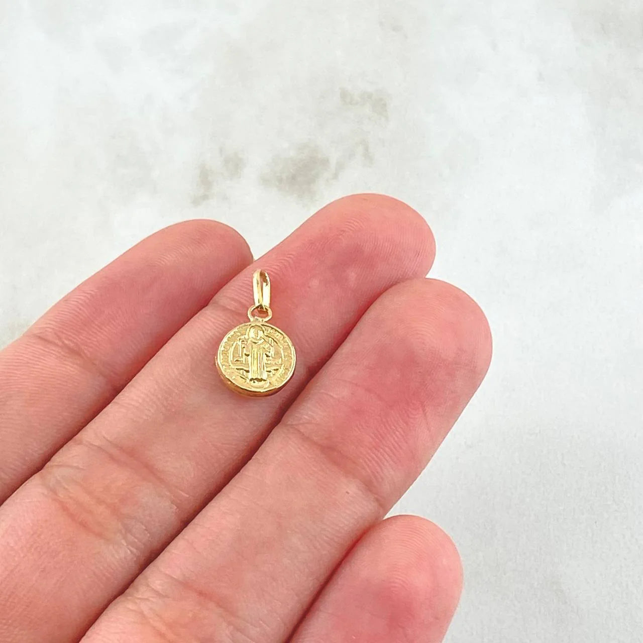 Dije San Benito 0.4 g / 1.5 cm Oro Amarillo 18K