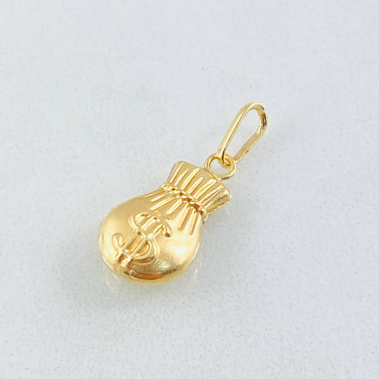Dije Bolsa Dinero 0.5gr / 1.9cm / Oro Amarillo 18K ©