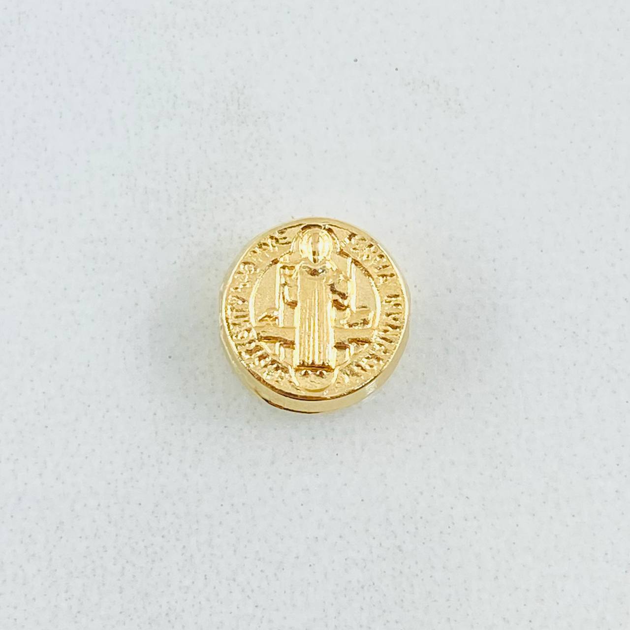 Herraje San Benito 0.35gr / 0.8cm / Oro Amarillo 18K ©
