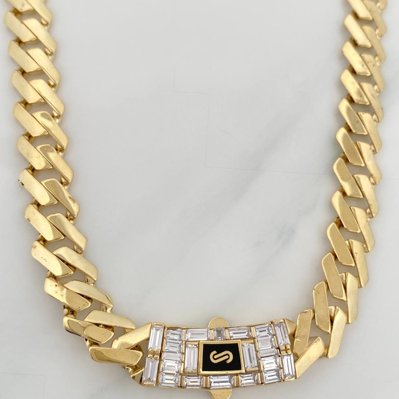 Cadena Cubana Infinito 37.15 g / 61 cm / 8 mm Oro Amarillo 18K