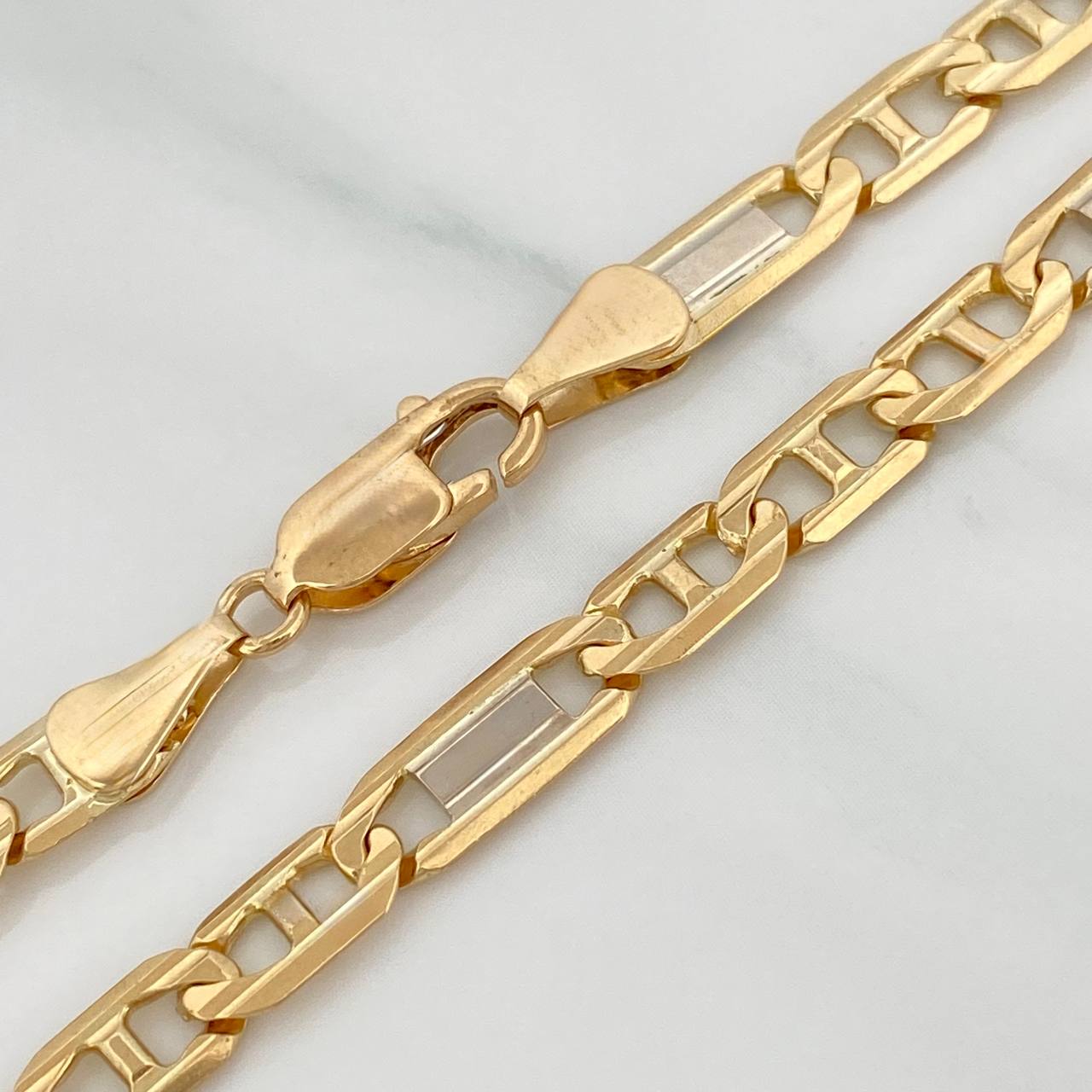 Cadena Figaro Plana 34.3 g / 63 cm / 5 mm Dos Oros Amarillo Blanco 18K